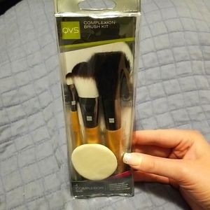 QVS Complexion Brush Set